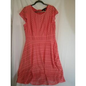 Madison Leigh Coral Lace‎ Dress Women's Size 16 Party Cocktail